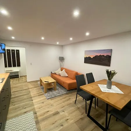 Haus Meinrad Apartament Seefeld w Tirolu